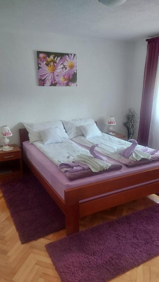 קורניצה Apartments Zegarac House מראה חיצוני תמונה