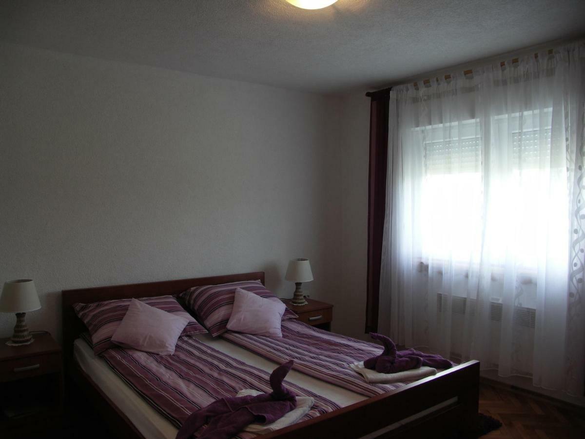 קורניצה Apartments Zegarac House מראה חיצוני תמונה