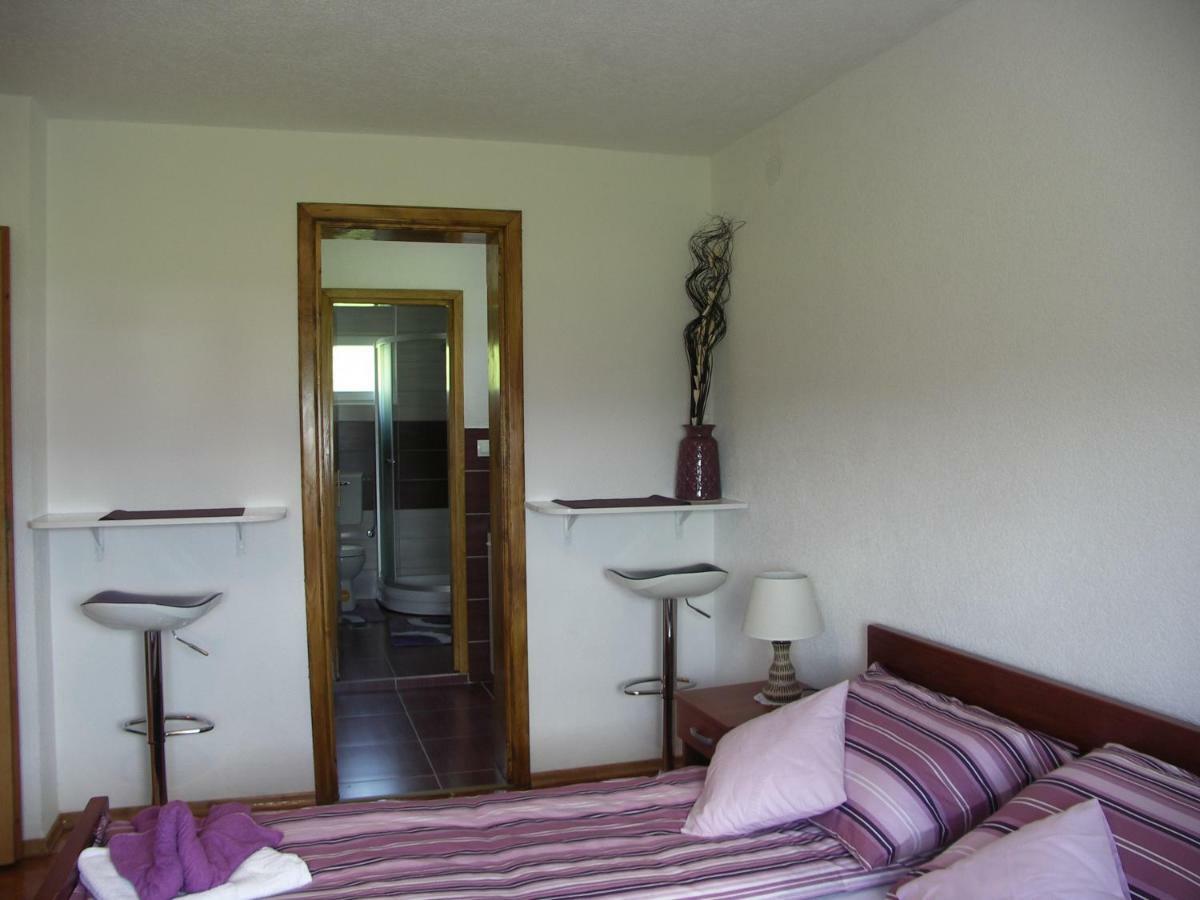 קורניצה Apartments Zegarac House מראה חיצוני תמונה