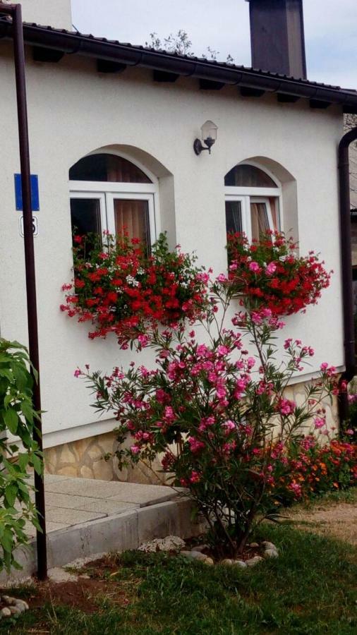 קורניצה Apartments Zegarac House מראה חיצוני תמונה